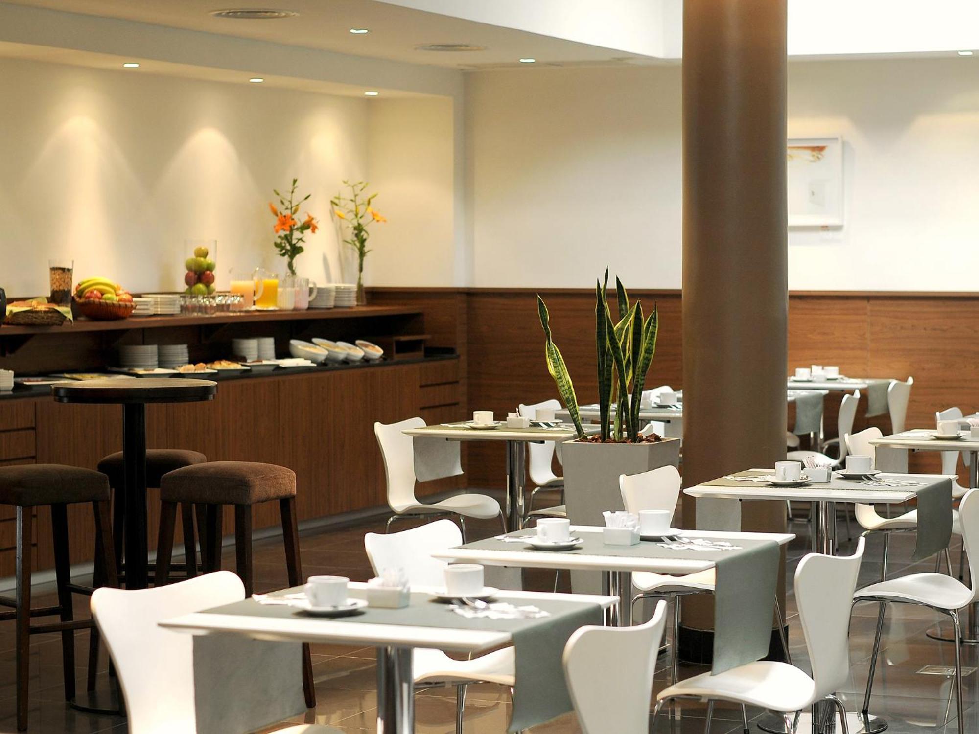 Dazzler By Wyndham Buenos Aires Maipu Hotell Exteriör bild
